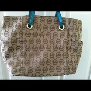 Michael Kors tote